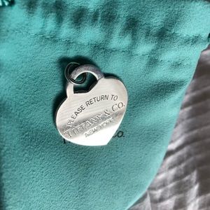 Return to Tiffany heart tag pendant